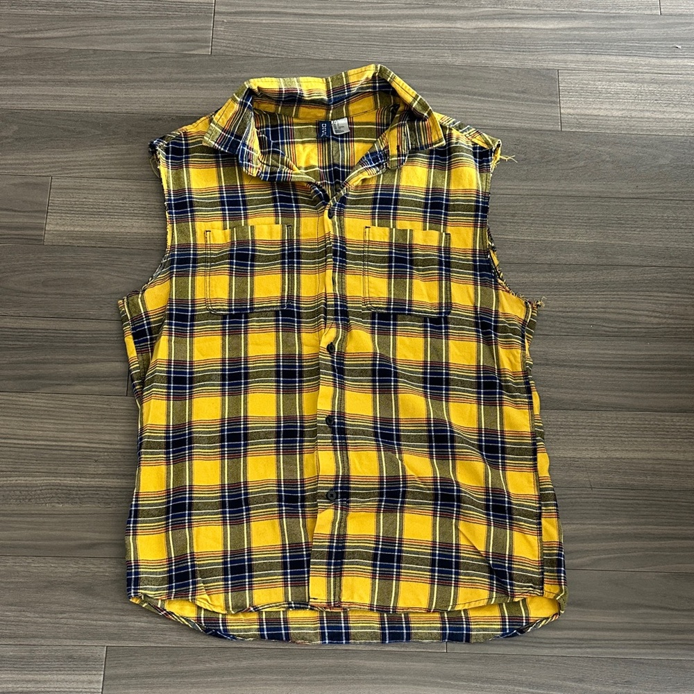 H&M Yellow and Black Plaid Sleeveless Shirt